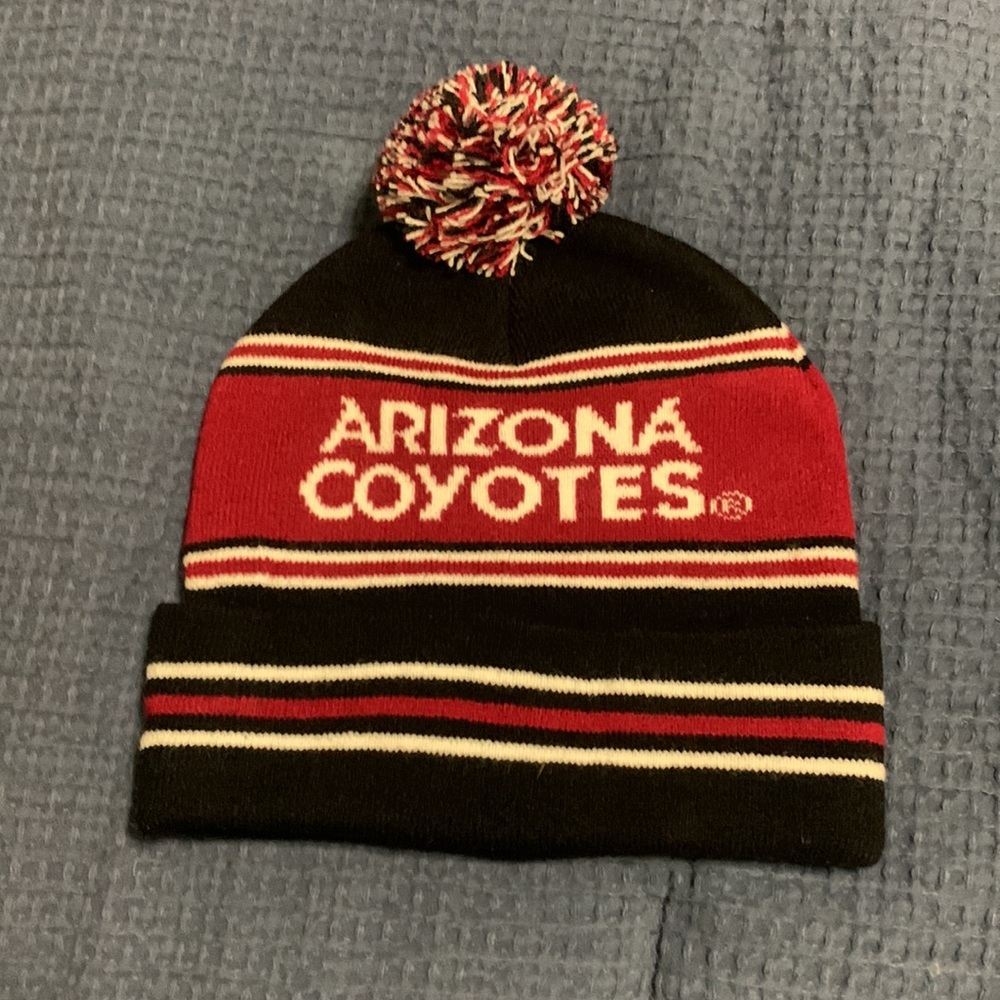 NHL | Arizona Coyotes Beanie | - Picture 4 of 4